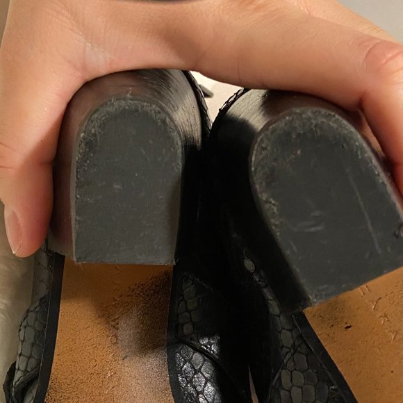 LEATHER  ANKLE BOOTS - zara - Picture 6 of 15